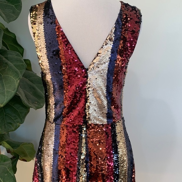 Ali & Jay Sleeveless Multicolored Sequin Dress - Picture 4 of 7